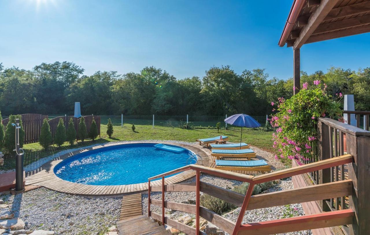 Holiday Park Village Jelovci Kringa ภายนอก รูปภาพ