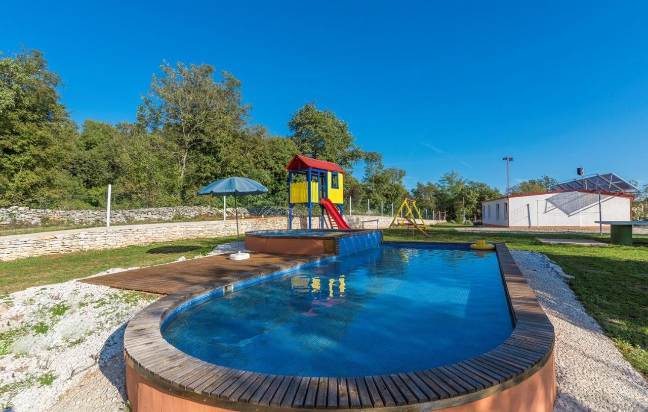 Holiday Park Village Jelovci Kringa ภายนอก รูปภาพ