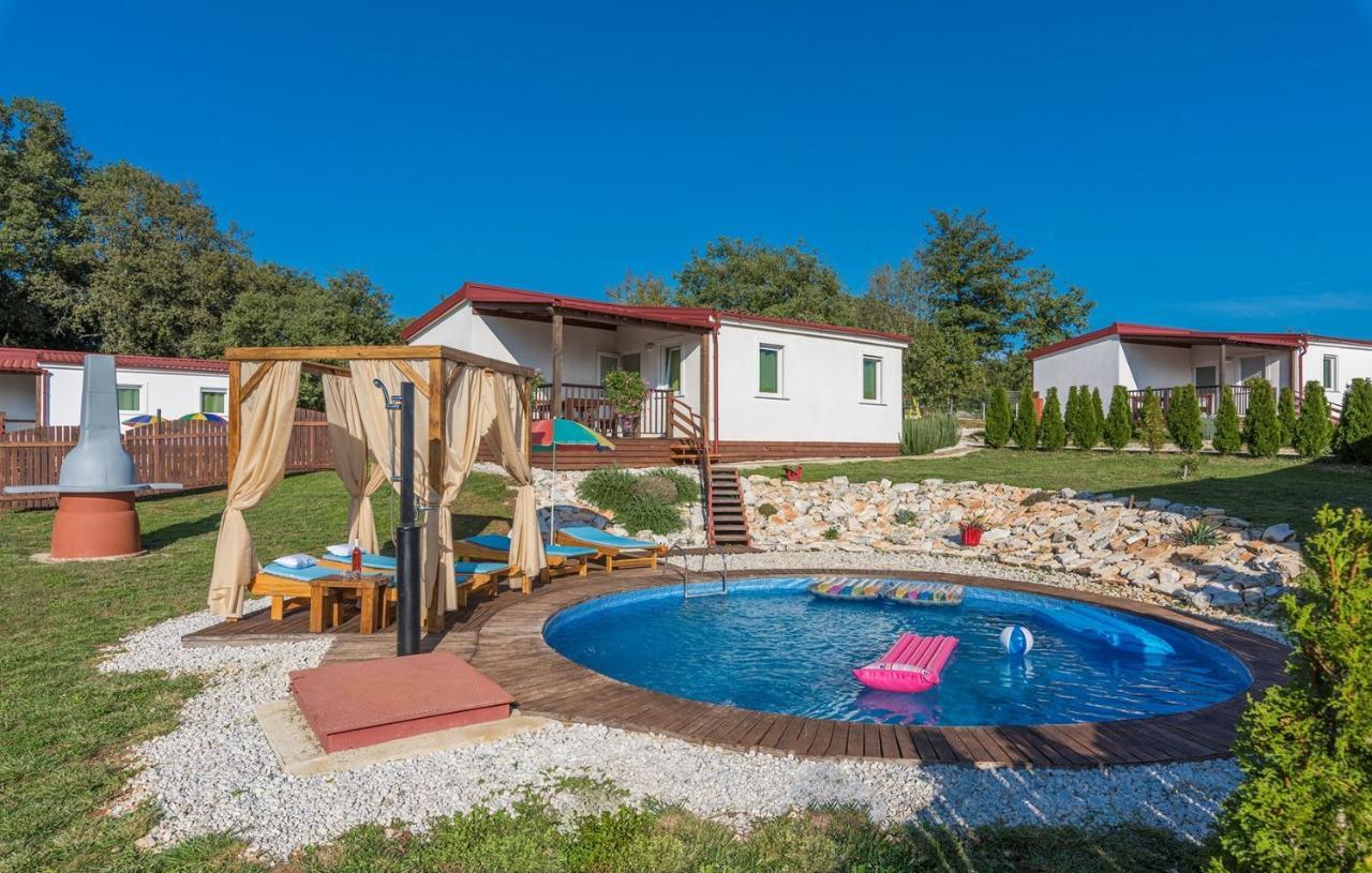Holiday Park Village Jelovci Kringa ภายนอก รูปภาพ